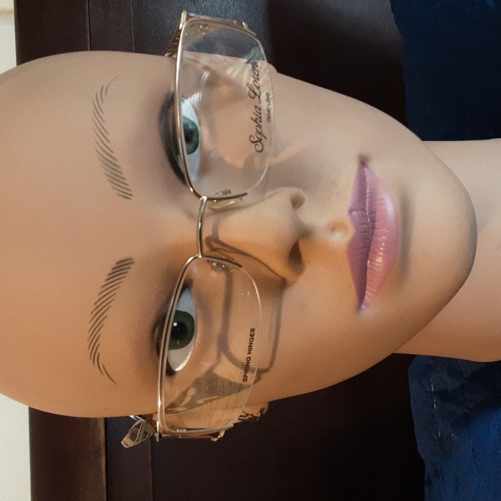 Women's Sophia Loren eyewear